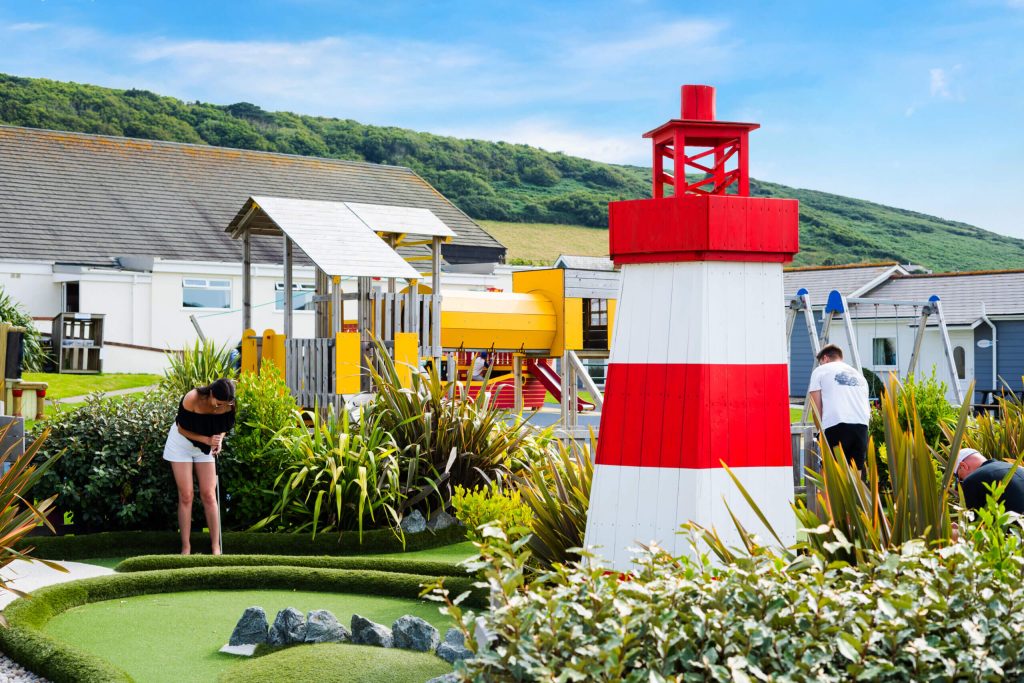 Playground Croyde, North Devon. Surf accomodation